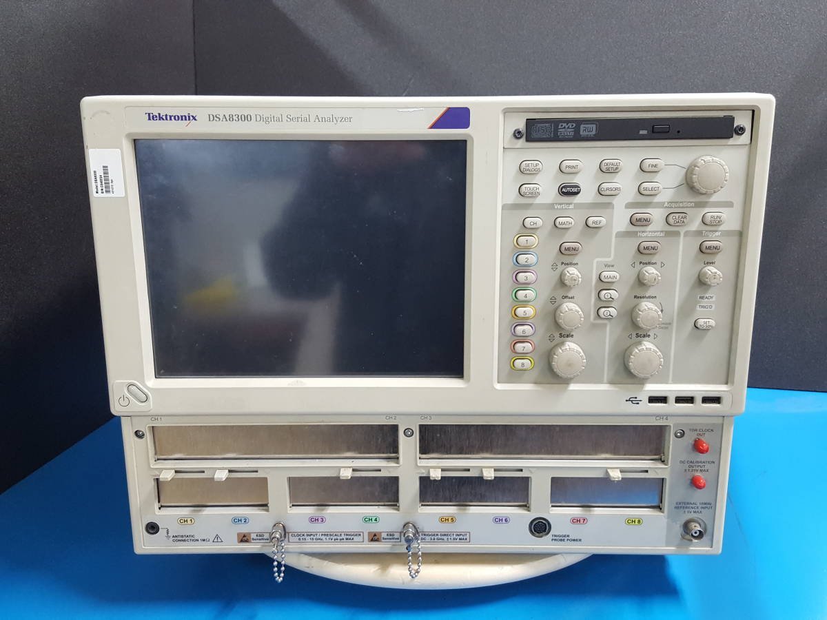 Tektronix DSA8300 Digital Serial Analyzer [b1128225345]