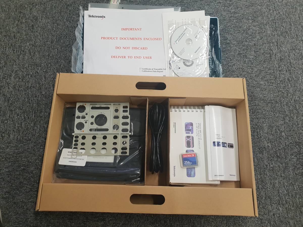 Tektronix MSO4032 Oscilloscope 300MHz 2ch 2.5GS/s [r1128291537]
