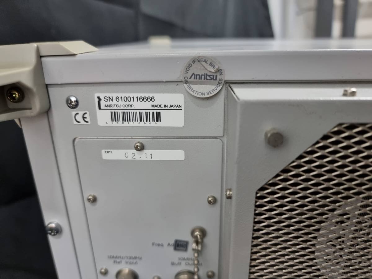 Anritsu MG3681A Digital Modulation Signal Generator 250kHz-3GHz (for parts or not working) [n1128350445]