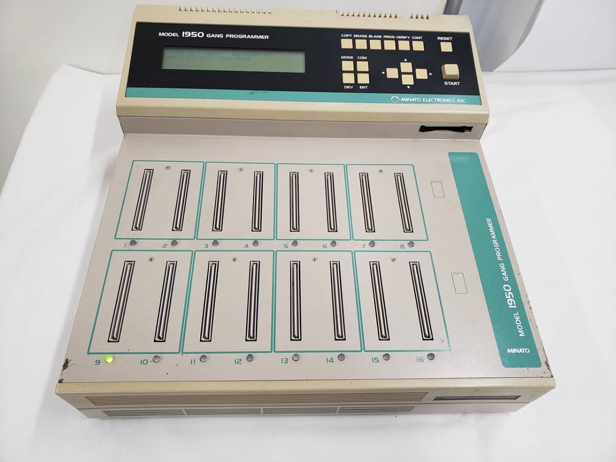 Minato Electronics MODEL1950 Gang Programmer [s1129057900]