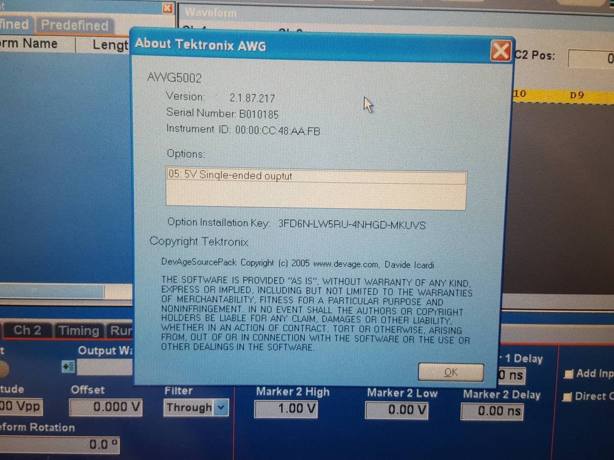 Tektronix AWG5002 Arbitrary Waveform Generator 600MS/s [r1129119026]