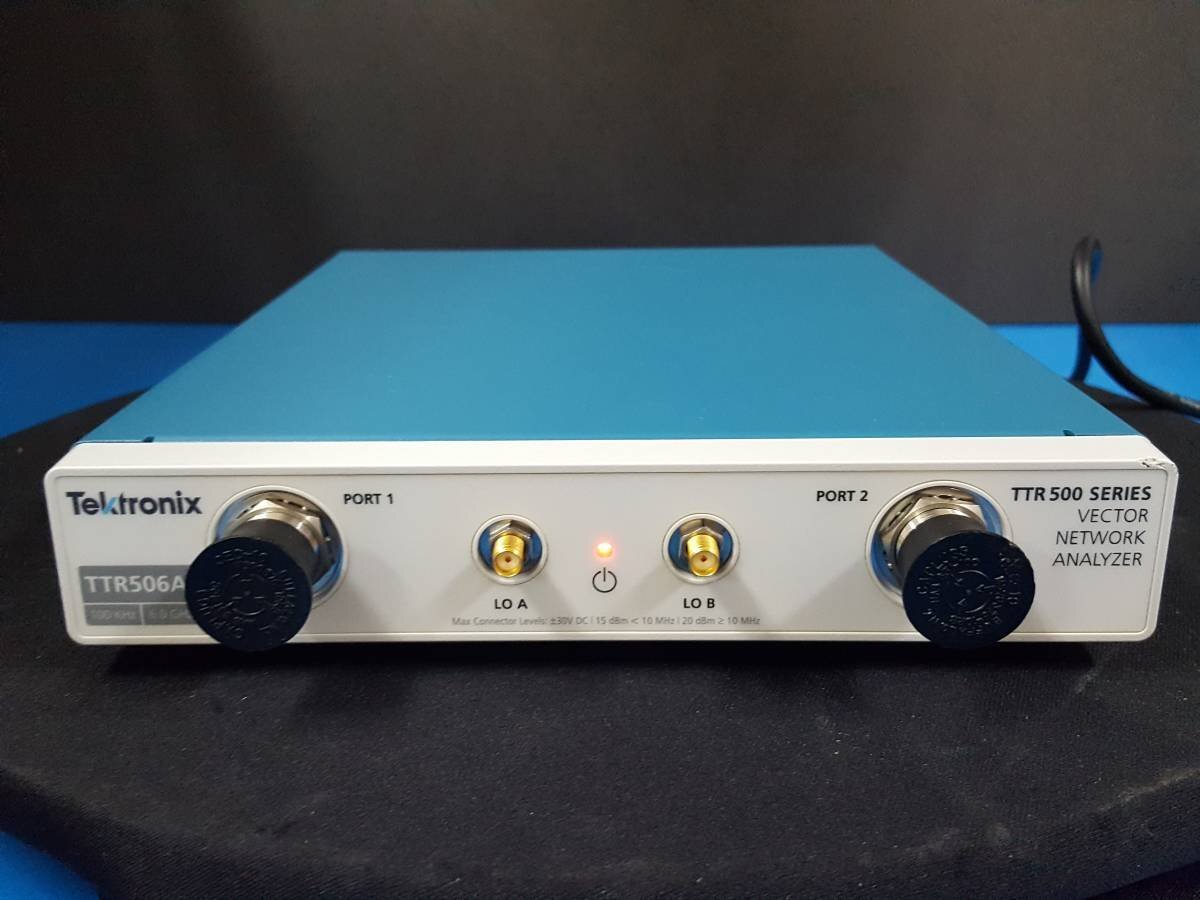 Tektronix TTR506A USB Vector Network Analyzer 100kHz-6GHz [r1129219606]