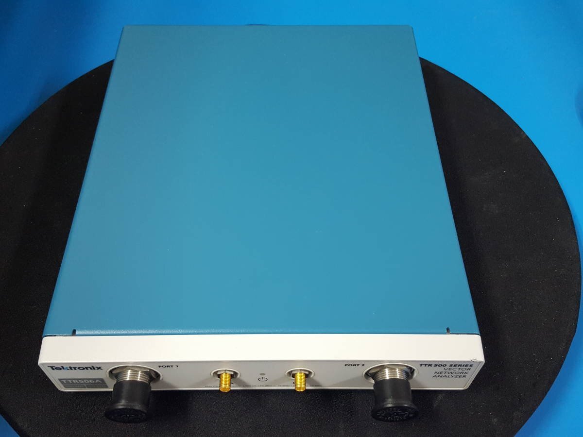 Tektronix TTR506A USB Vector Network Analyzer 100kHz-6GHz [r1129219606]