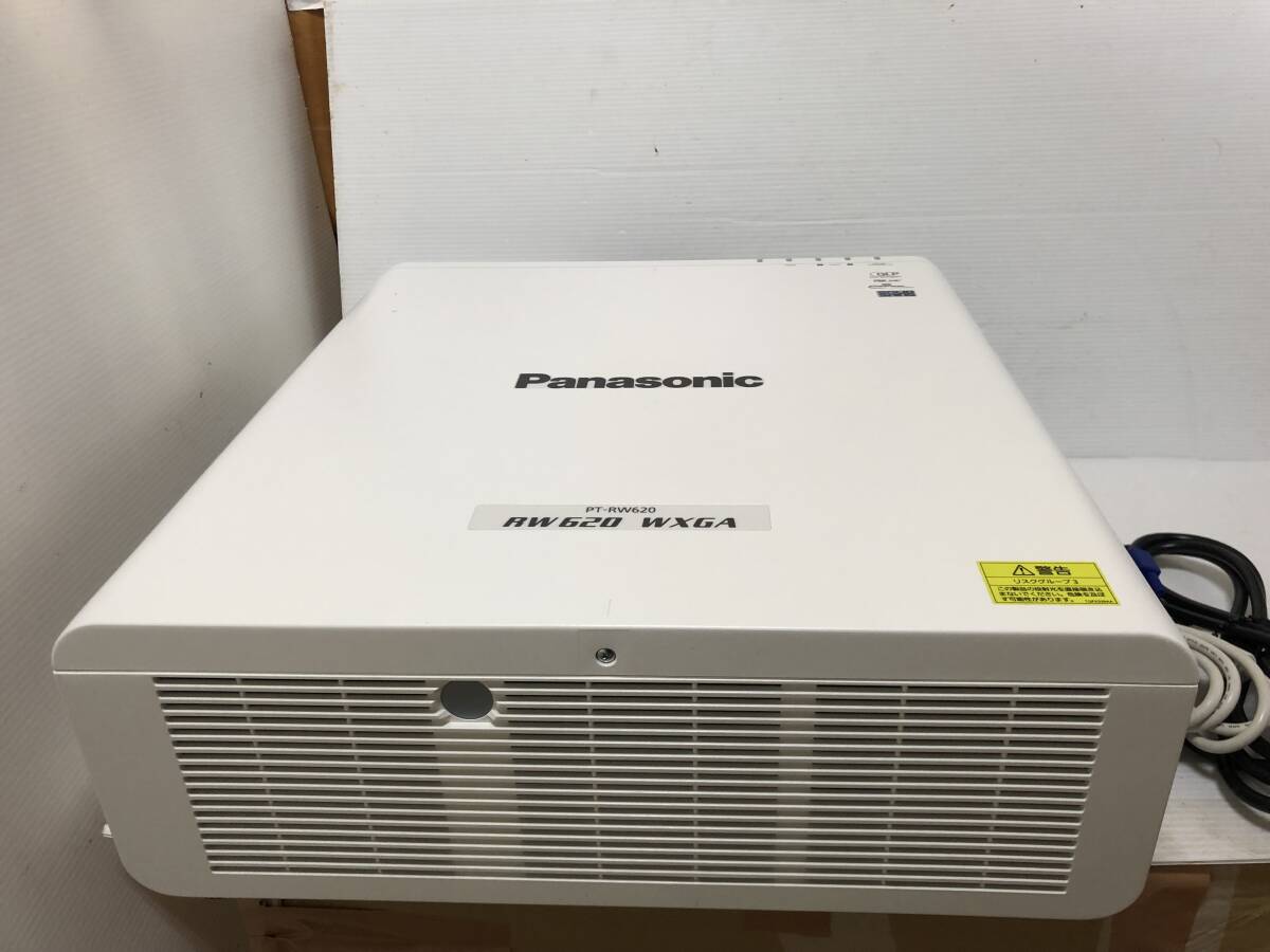 PANASONIC PT-RW620JW Laser Projector 6200 Lumens HDMI [s1129819553]