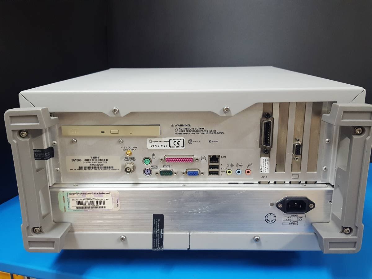 Agilent 86100B Infiniium DCA Wide-Bandwidth Oscilloscope Mainframe [w1130001209]