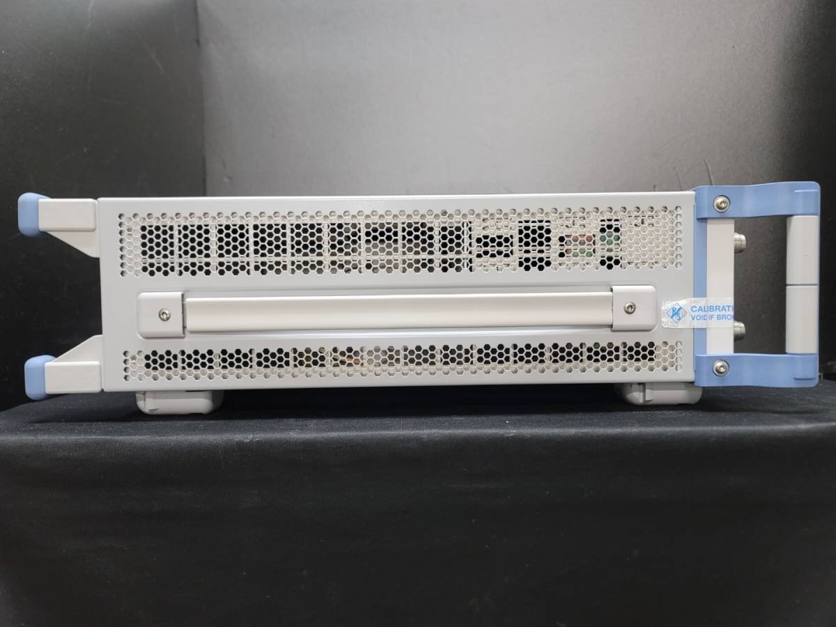 Rohde & Schwarz CMWS Advanced RF Switch Matrix for CMW500 [m1130100483]