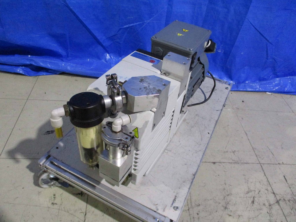 LEYBOLD TI16B TRIVAC Vacuum Pump/NIDEC 1-4P LS90LPR [j1130911012]