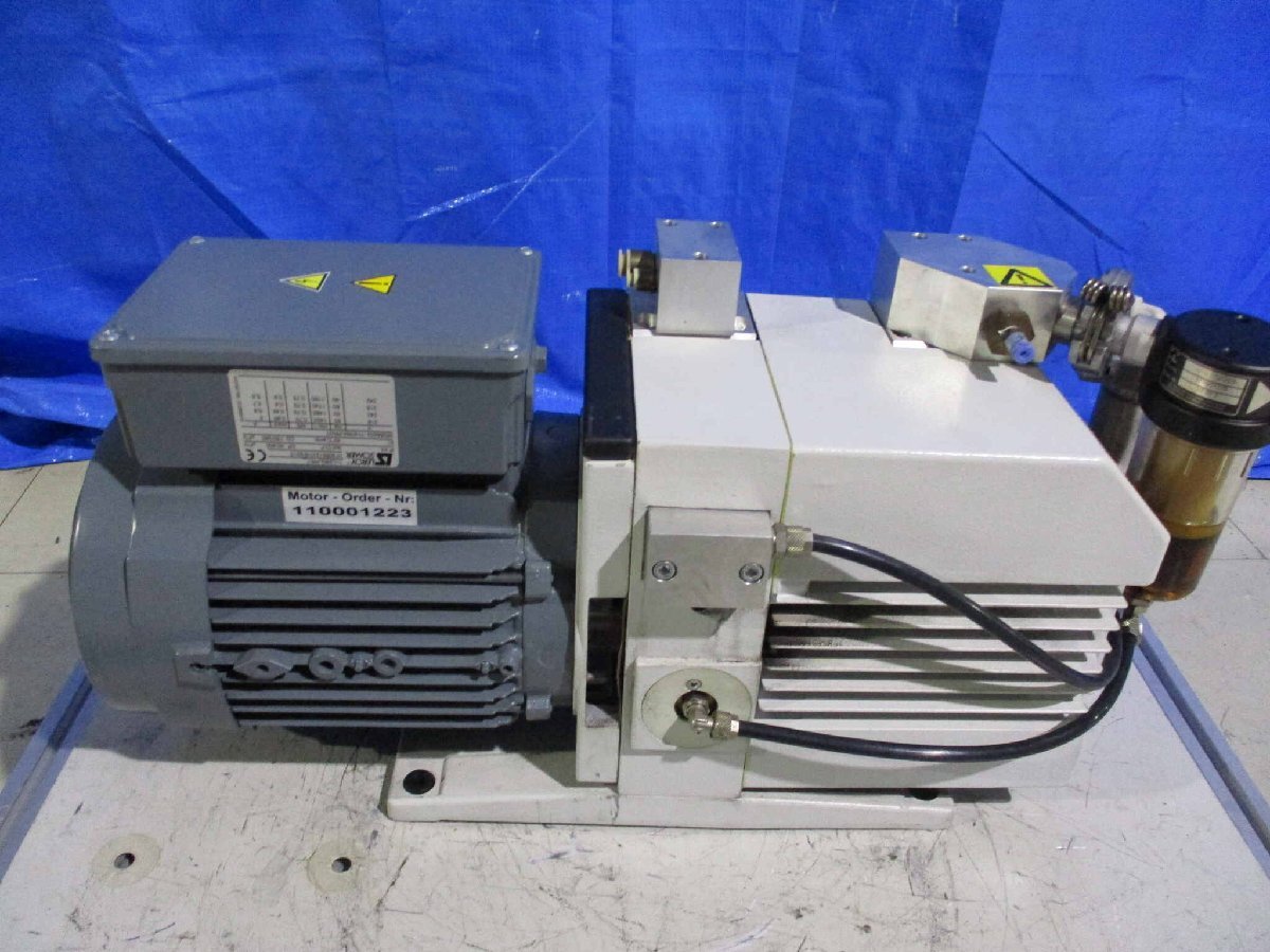 LEYBOLD TI16B TRIVAC Vacuum Pump / NIDEC 1-4P LS90LPR [f1130903704]