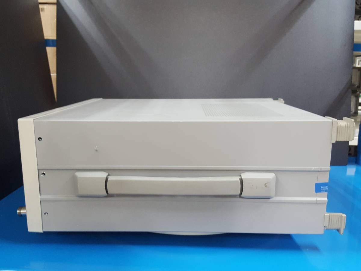 ANDO VG3000E Digital Modulation Signal Generator 250kHz-3.2GHz [v1131051582]