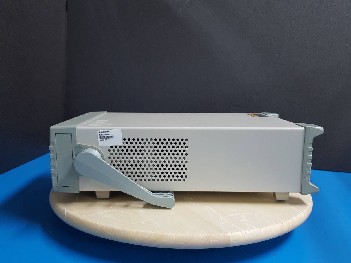 NBC ADCMT 7352A Digital Multimeter [q1131148327]