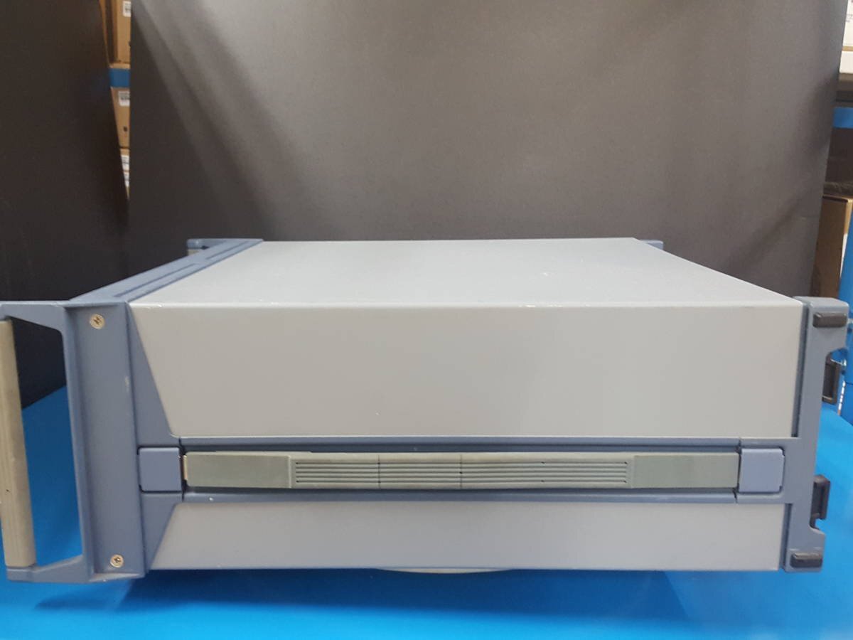 Rohde & Schwarz SMIQ03E Vector Signal Generator 300kHz-3.3GHz [w1131163696]
