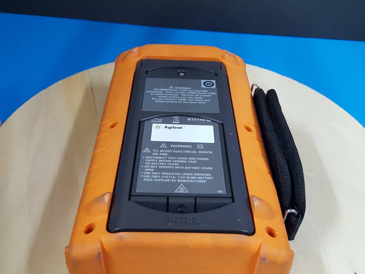 Agilent U1604B Handheld Digital Oscilloscope 40MHz 200MS/s 2ch [q1131159460]