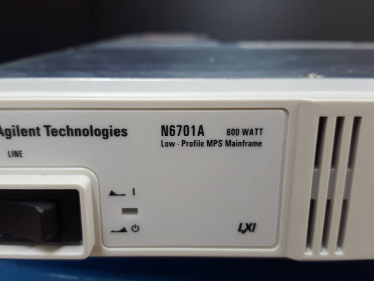 Agilent N6701A Low Profile Modular Power System Mainframe 600W 4-Slot [v1131178277]
