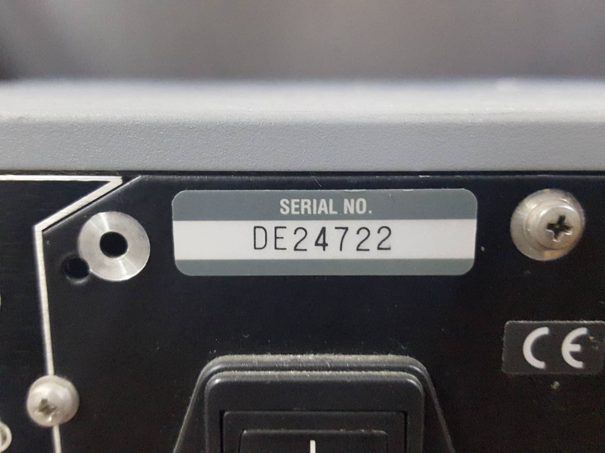 Rohde & Schwarz SMIQ02 Signal Generator 300kHz-2.2GHz [x1131254465]