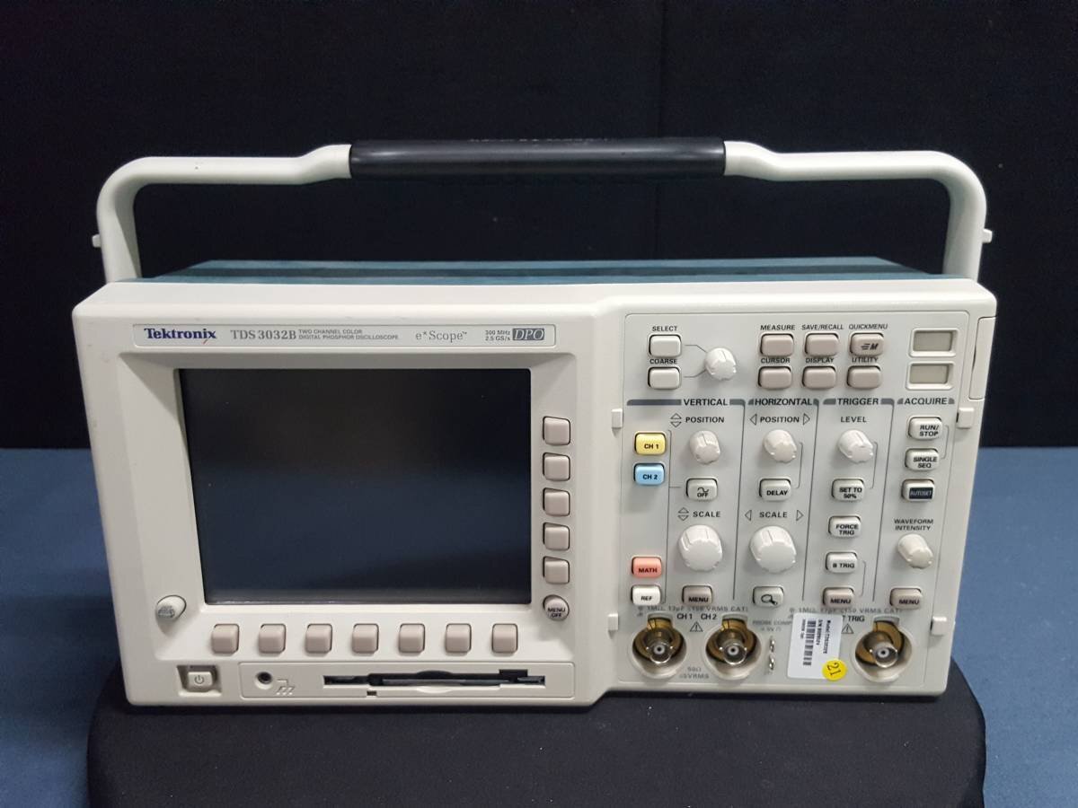 Tektronix TDS3032B Two Channel Color Digital Oscilloscope 300MHz [w1131407052]