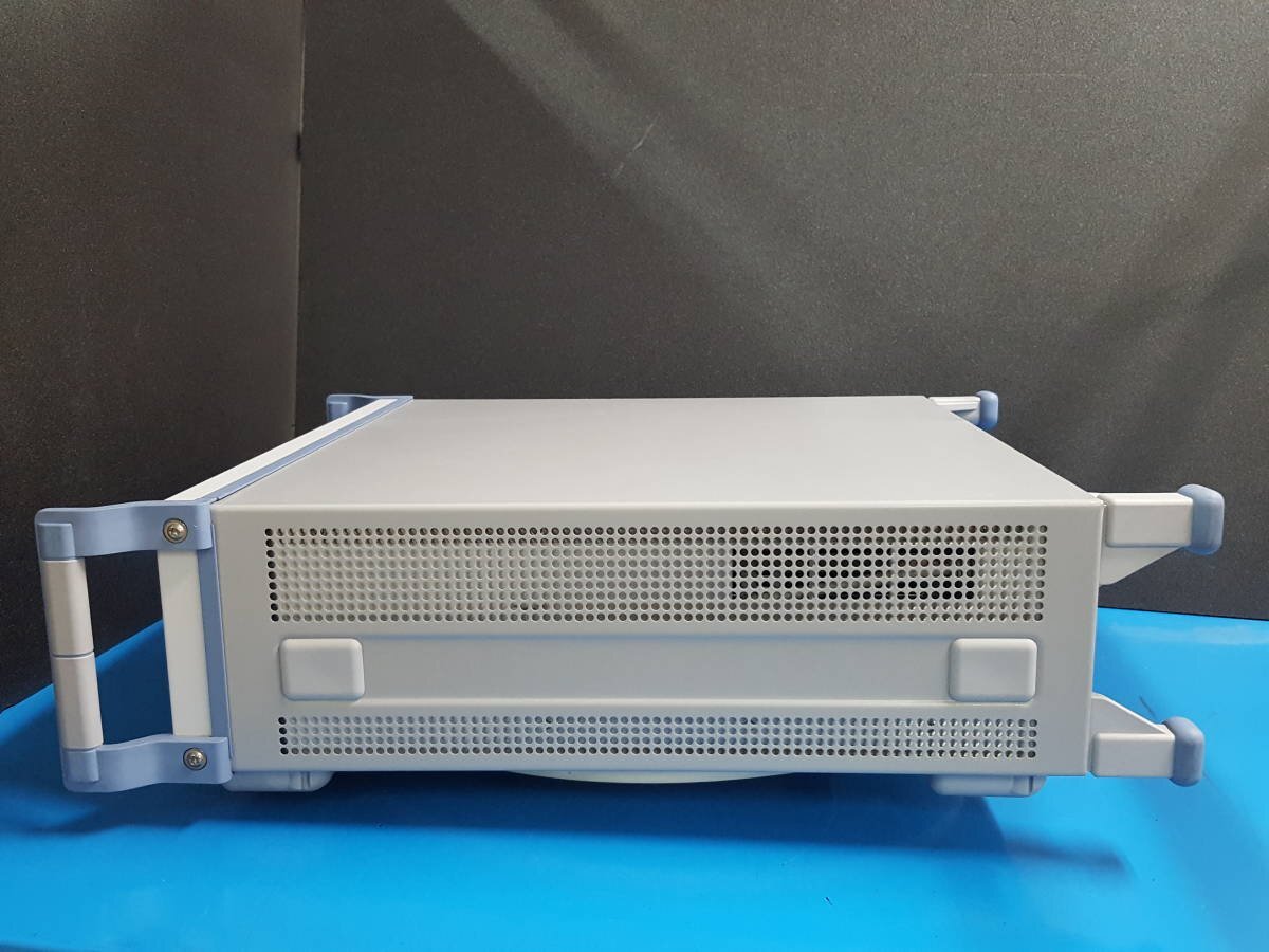 NBC R&S_CMWC Multi-CMW Controller [e1131434001]