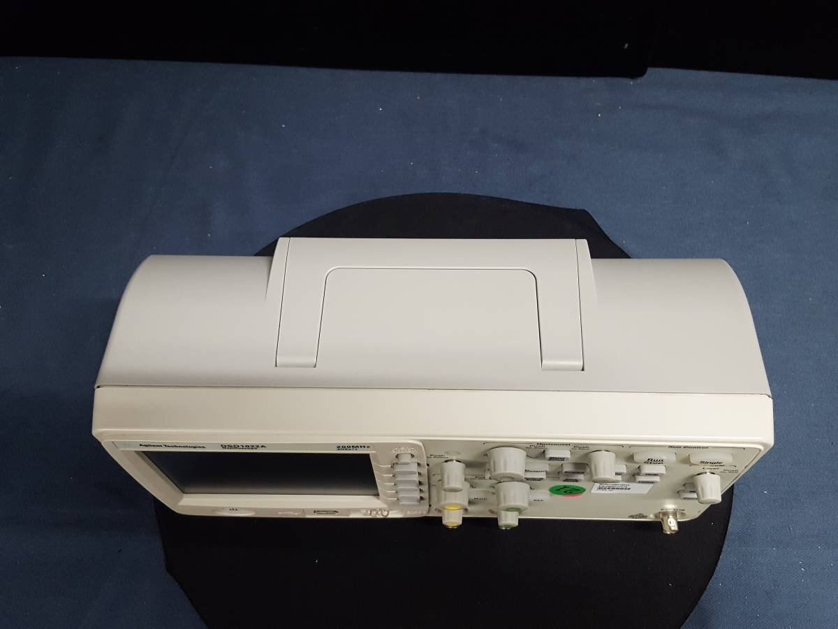 Agilent DSO1022A Oscilloscope 200MHz 2ch 2GSa/s [f1131438914]