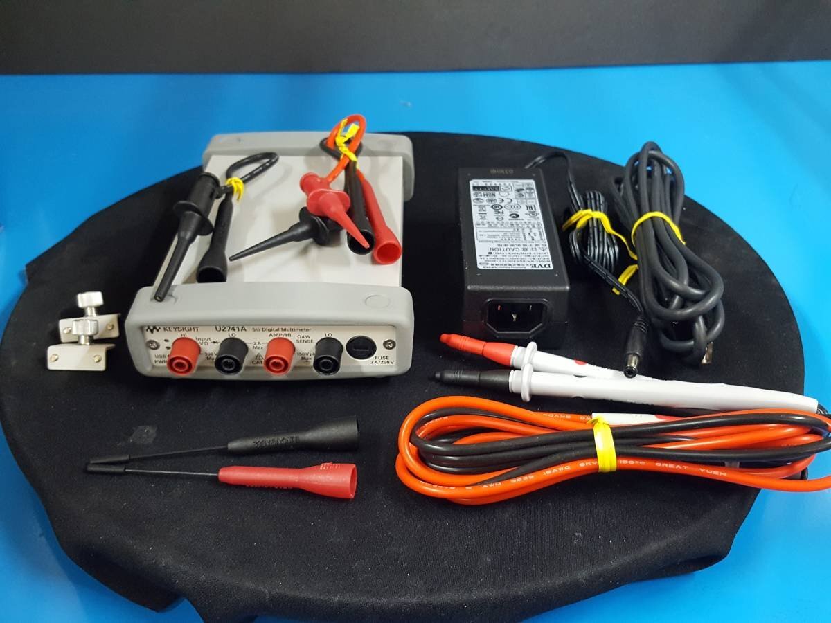 Keysight U2741A Digital Multimeter 5.5 Digit [e1131737977]
