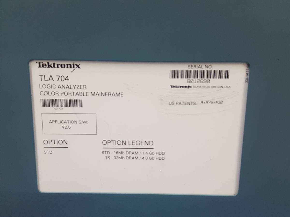 Tektronix TLA704 Logic Analyzer 102 Channel with TLA 7L3 Module (for parts or not working) [s1131767284]