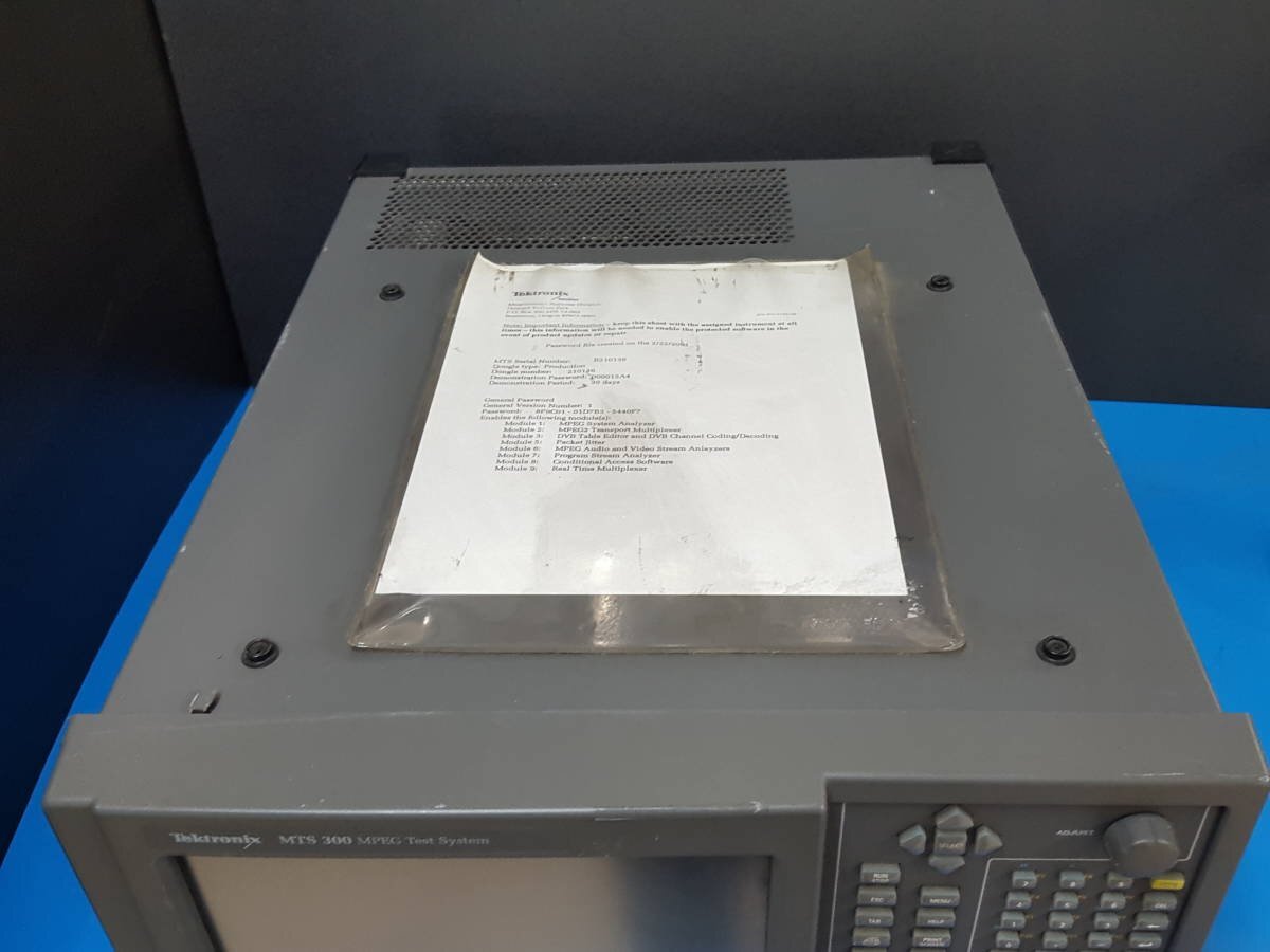 Tektronix MTS300 MPEG Test System (as-is) [l1132037653]