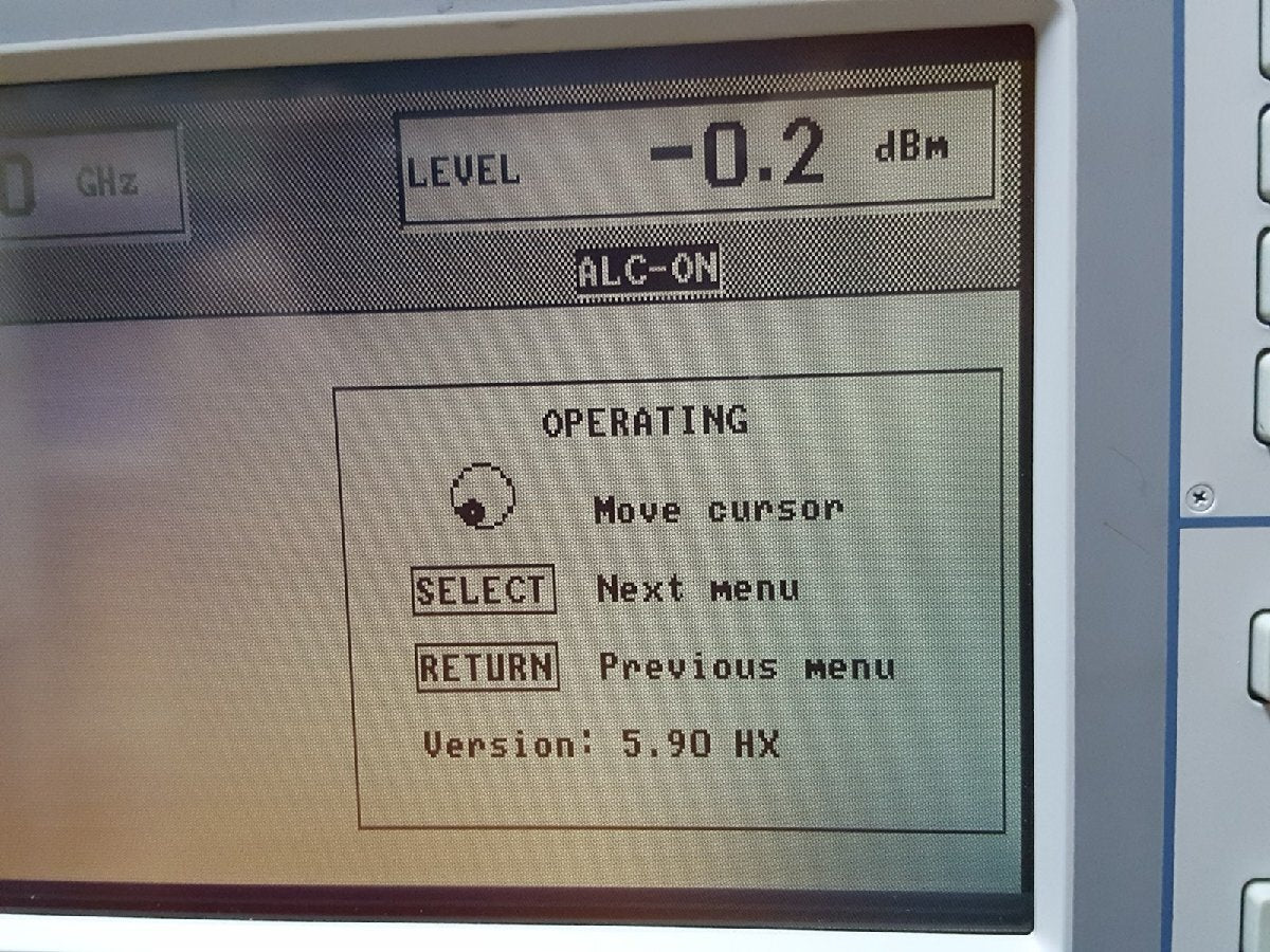 R&S SMIQ06B Vector Signal Generator 300KHz to 6.4GHz [p1132696489]