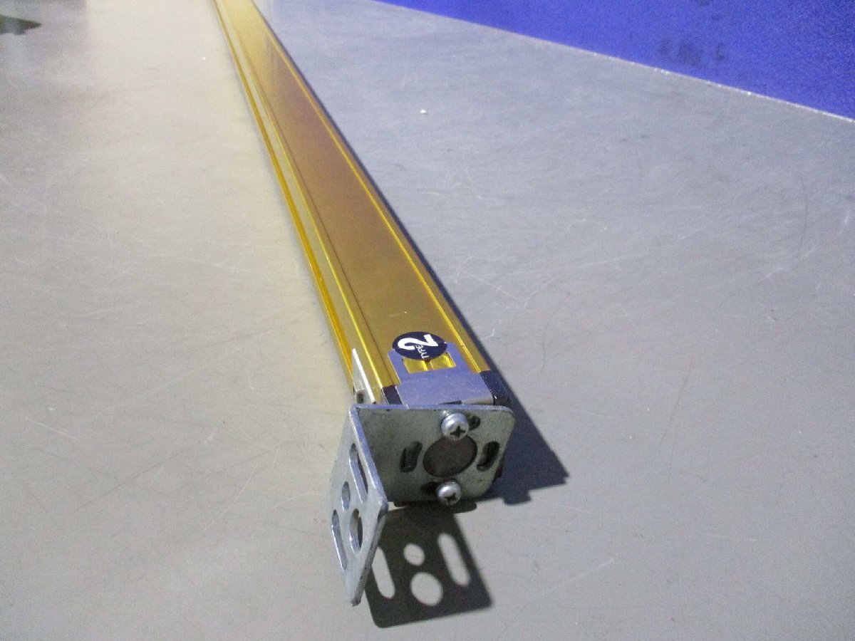 OMRON F3SN-B1207P40-D&L Multi Beam Safety Sensor [p1138231034]