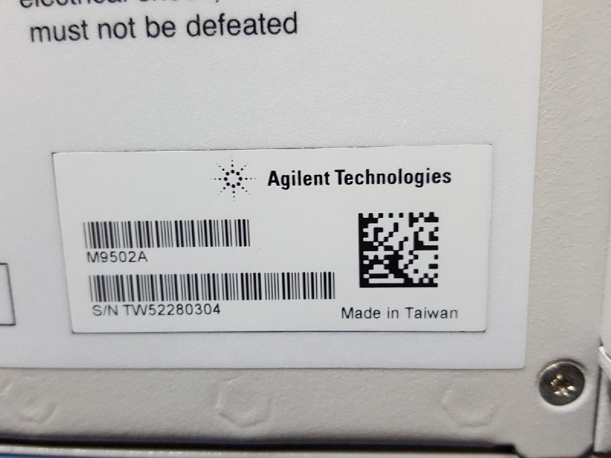 Agilent M9502A AXIe Chassis with U4421A MIPI D-PHY Protocol Analyzer Exerciser [u1138383801]