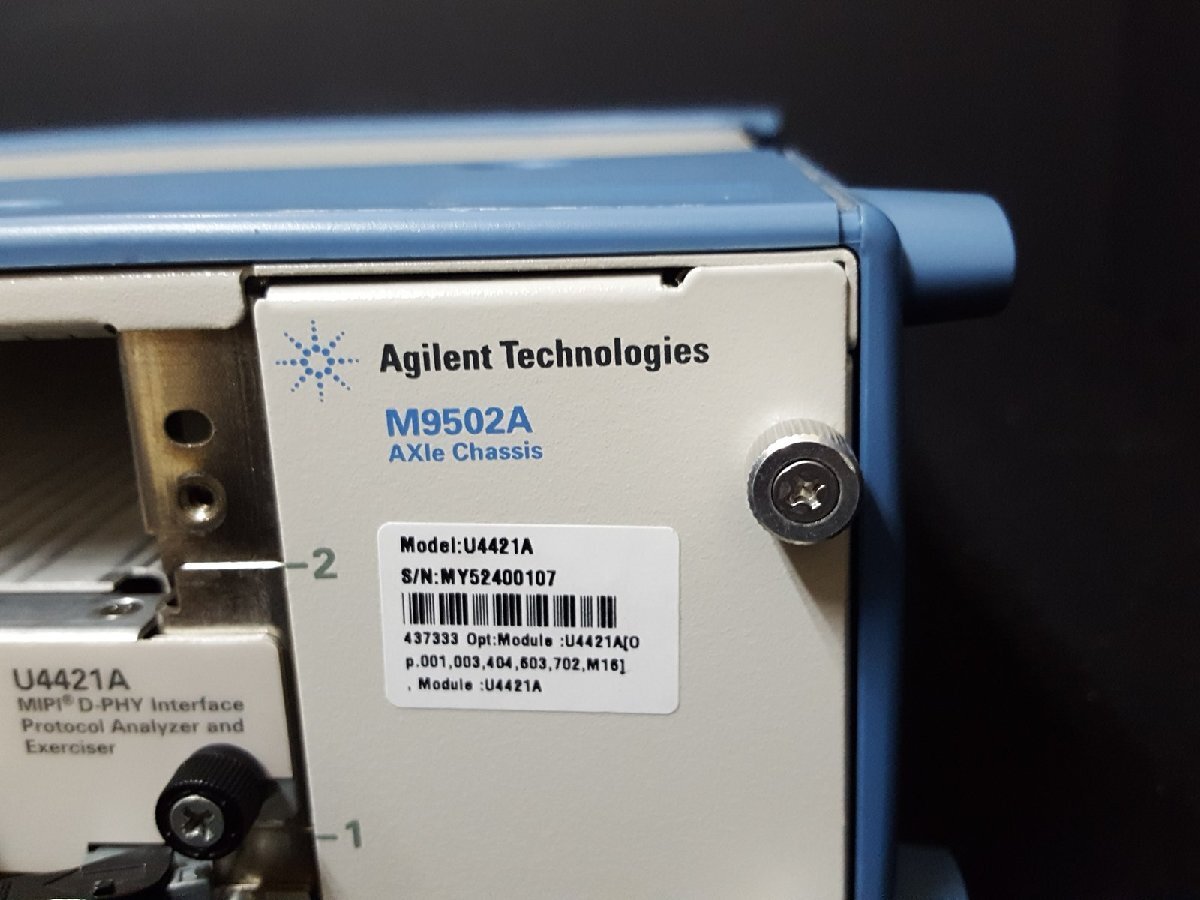 Agilent M9502A AXIe Chassis with U4421A MIPI D-PHY Protocol Analyzer Exerciser [u1138383801]