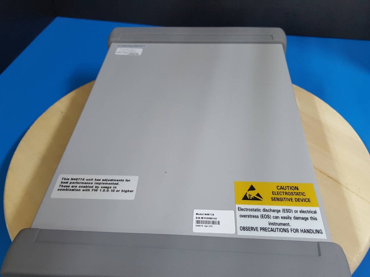 Agilent N4877A Electrical Clock Data Recovery and Demultiplexer [b1139913556]