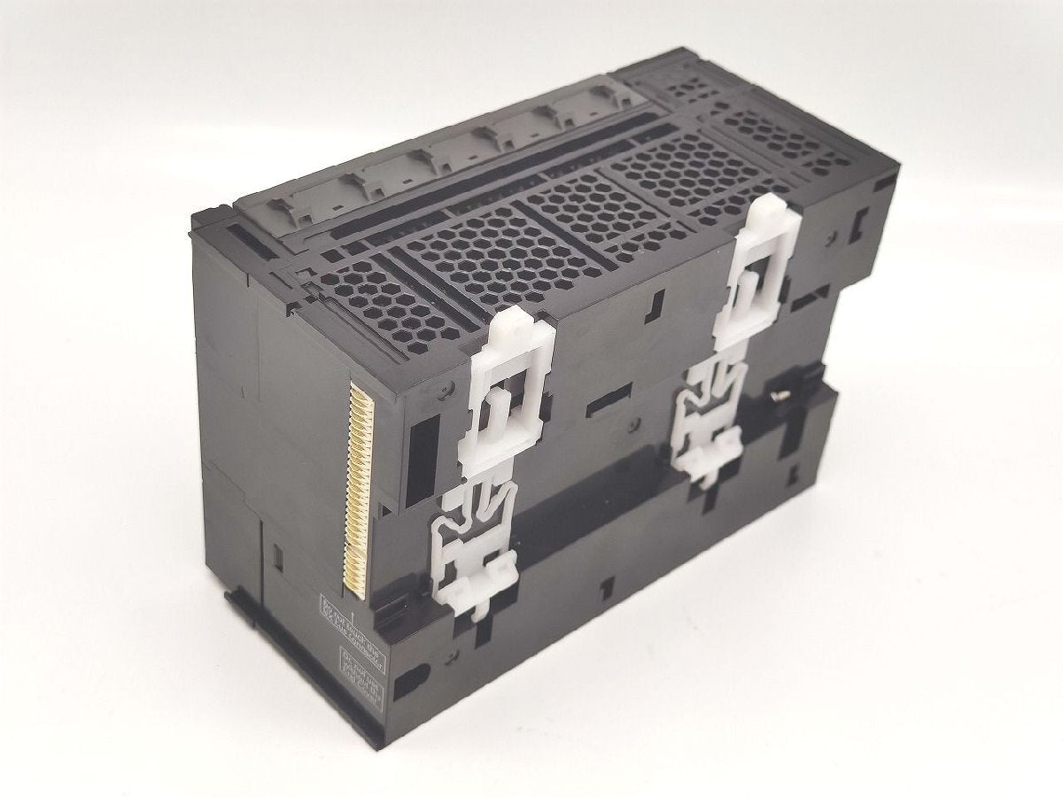 OMRON NX1P2-1040DT Part 2 [j1141450391]