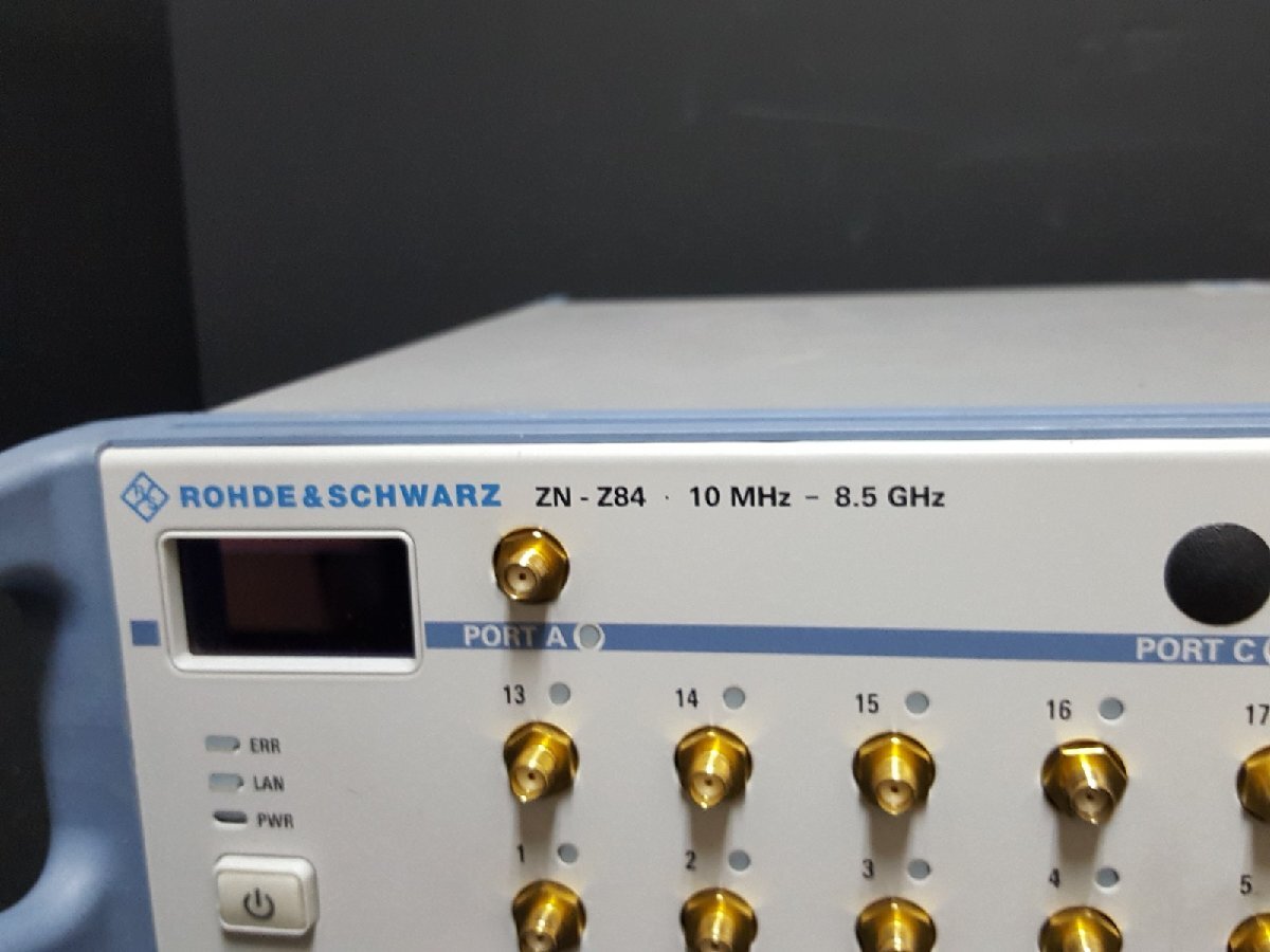 NBC R&S ZN-Z84 Switch Matrix 10MHz to 8.5GHz 24 Ports Opt B22 B32 B42 [s1143115661]