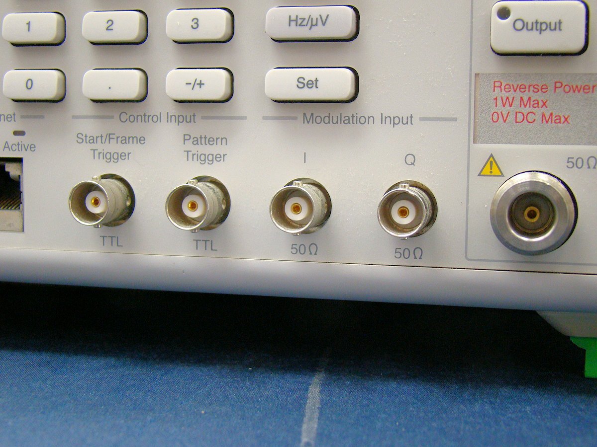 Anritsu MG3700A Vector Signal Generator 3GHz [h1143291103]