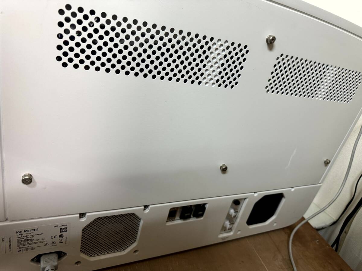 Thermo Fisher Ion Torrent Chip Manufacturing Automation Device IONCHEF [r1144360028]
