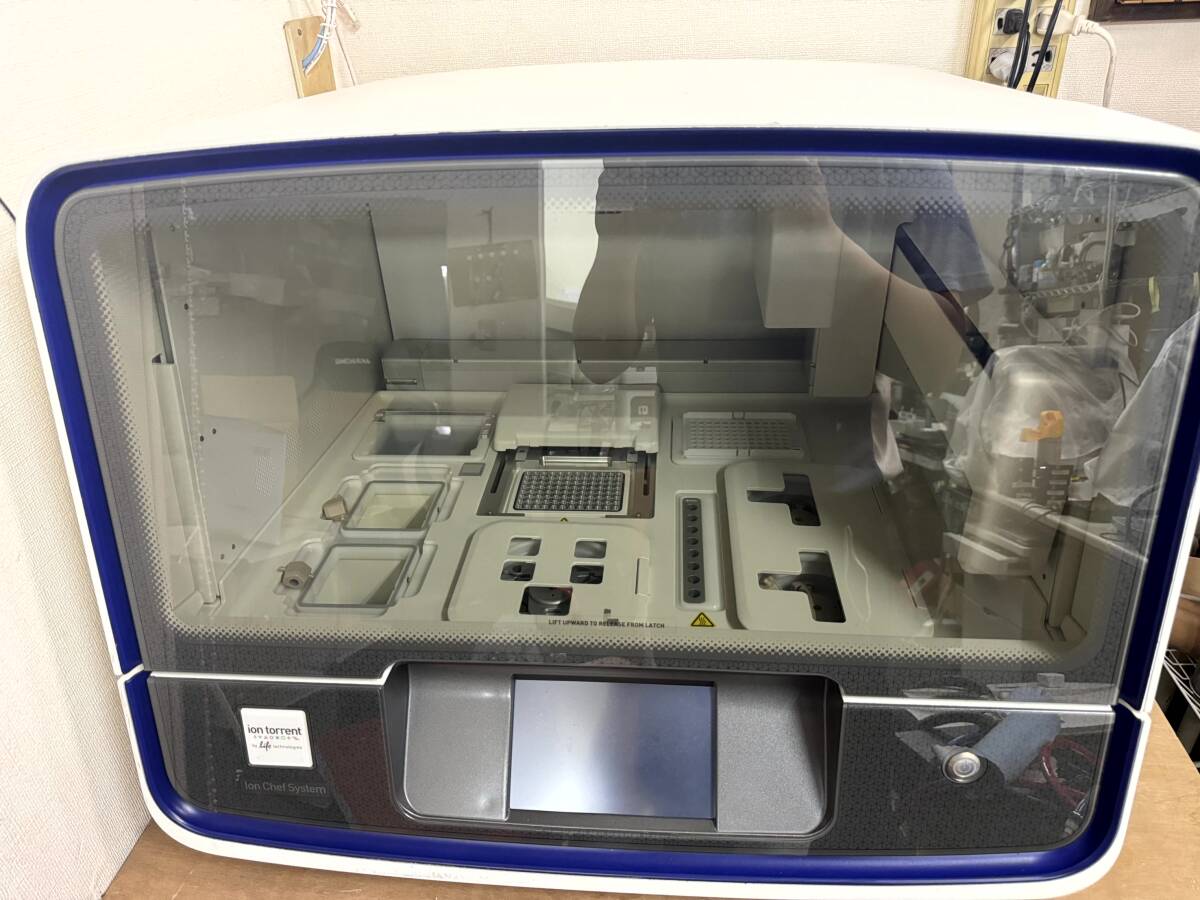 Thermo Fisher Ion Torrent Chip Manufacturing Automation Device IONCHEF [r1144360028]