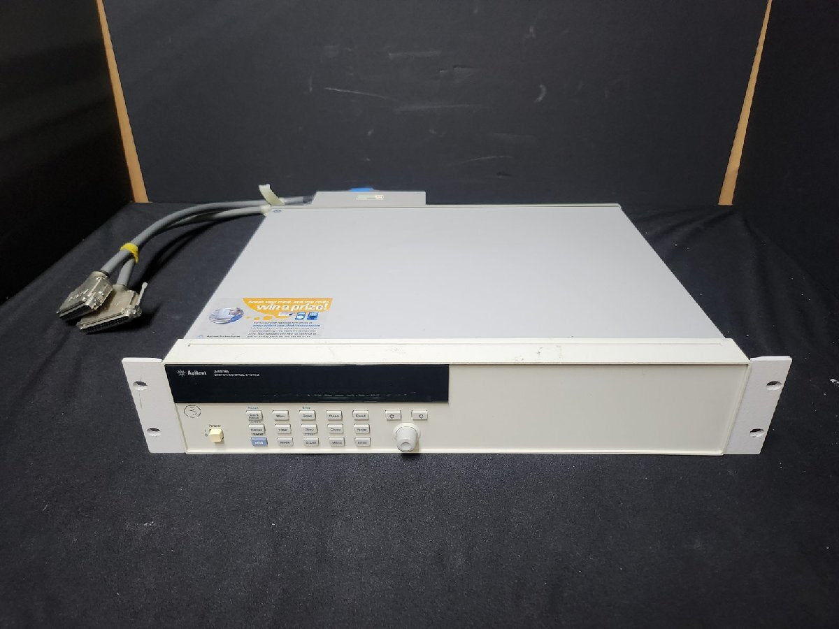 Agilent 3499A Switch Control System with 2 N2263A 32-Bit Digital I/O Modules [r1144724306]