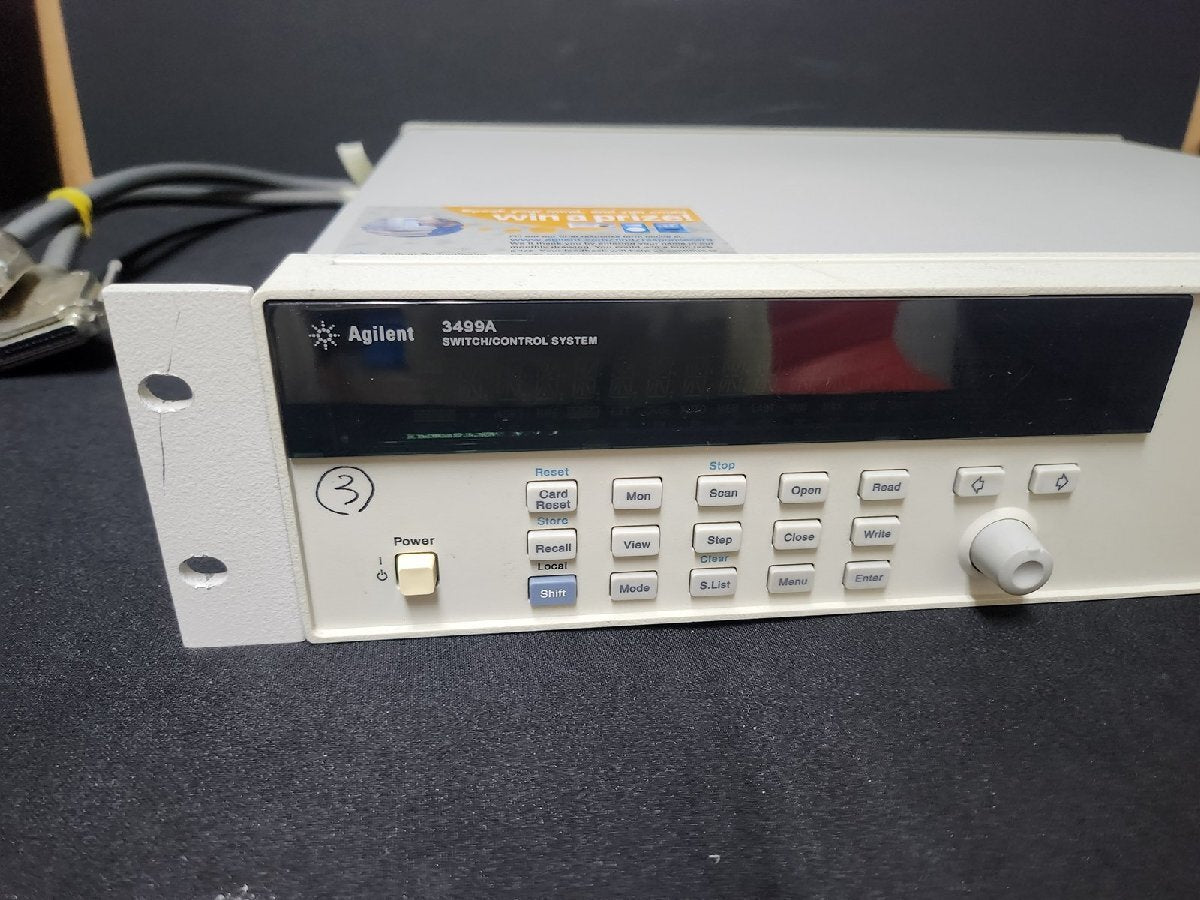 Agilent 3499A Switch Control System with 2 N2263A 32-Bit Digital I/O Modules [r1144724306]