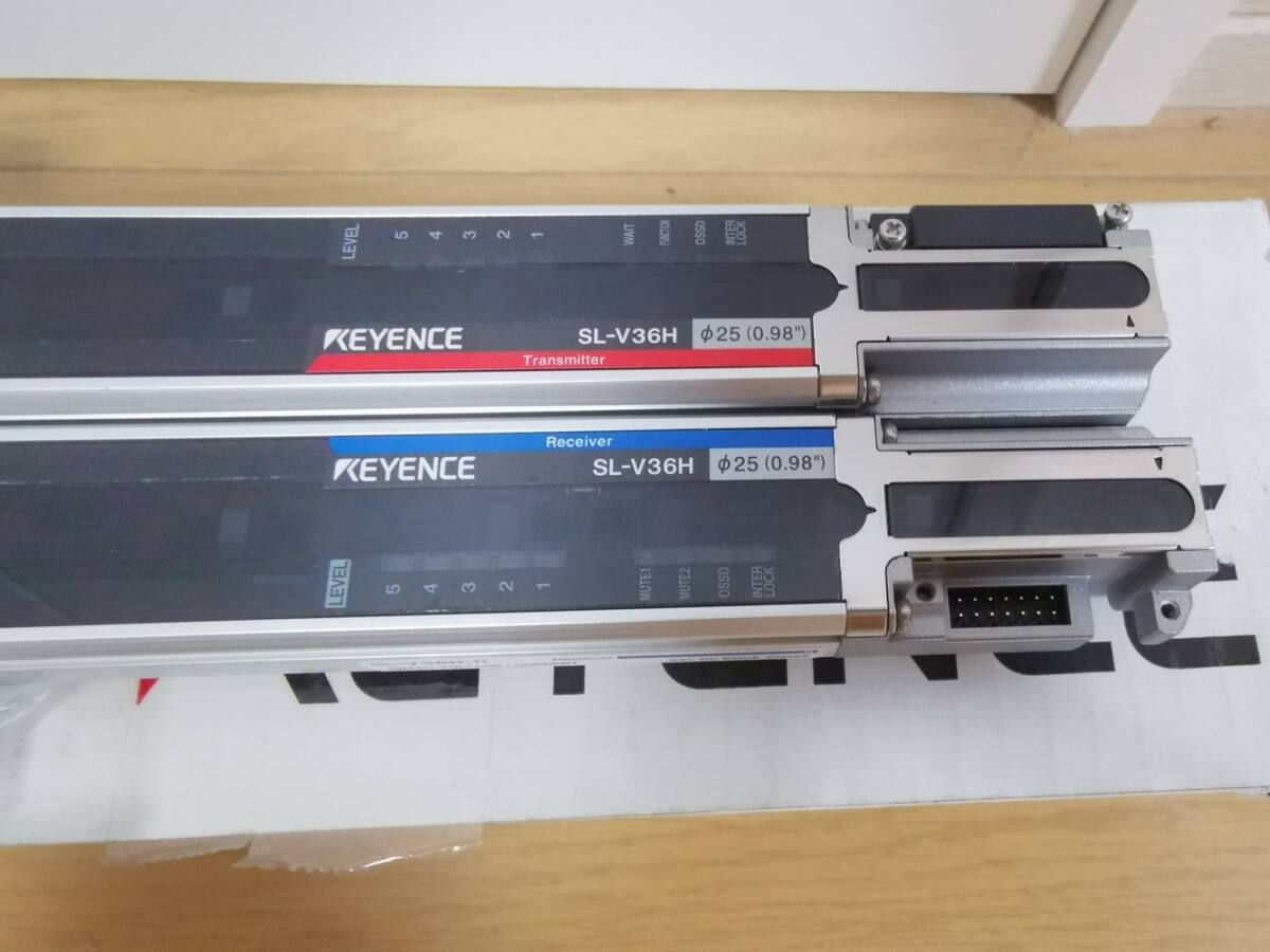 Keyence SL-V36H(T+R) Safety Light Curtain 36 Beams [1147049161]