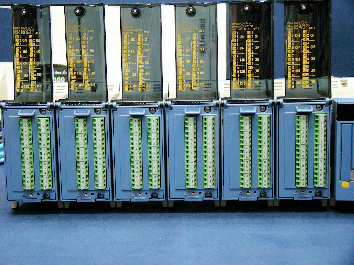 Yokogawa MX100 DAQMASTER Series Data Acquisition Unit [u1148057723]