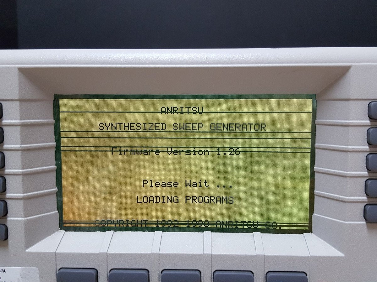 Anritsu 69137A Synthesized Sweep Generator 2GHz to 20GHz Opt. 2A [d1148620047]