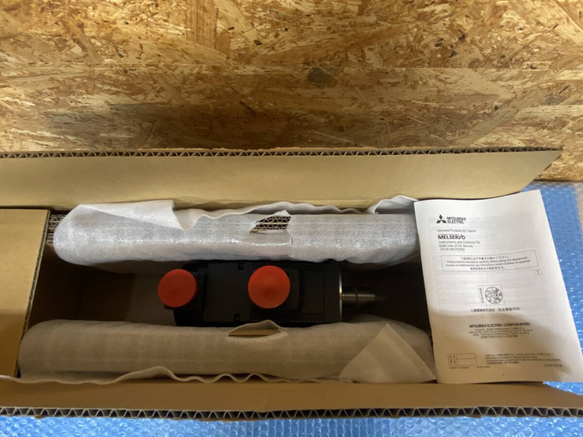 MITSUBISHI HC-RFS103B AC SERVO MOTOR [d1149260559]