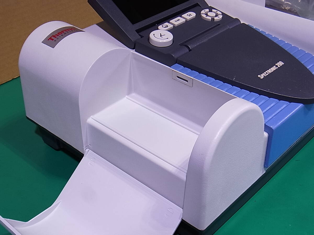 Thermo Spectronic 200 Visible Spectrophotometer [l1150387491]