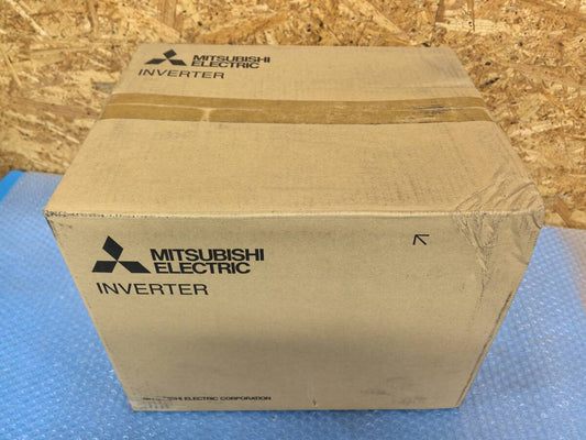 MITSUBISHI FR-E820-0470SCEPB-60 Inverter [r1150776716]