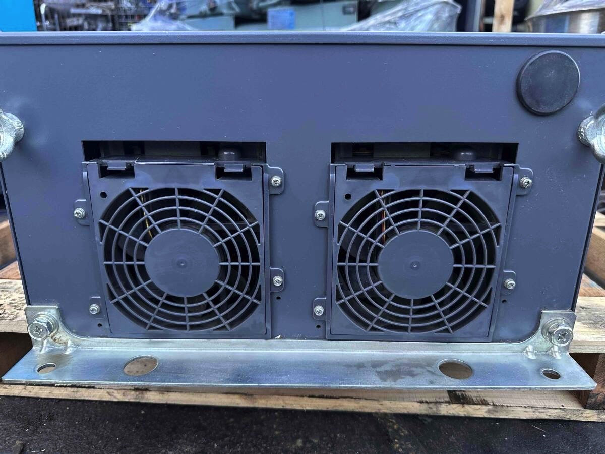 Mitsubishi Electric FR-B-55K A700 Inverter 55kW [t1151334444]