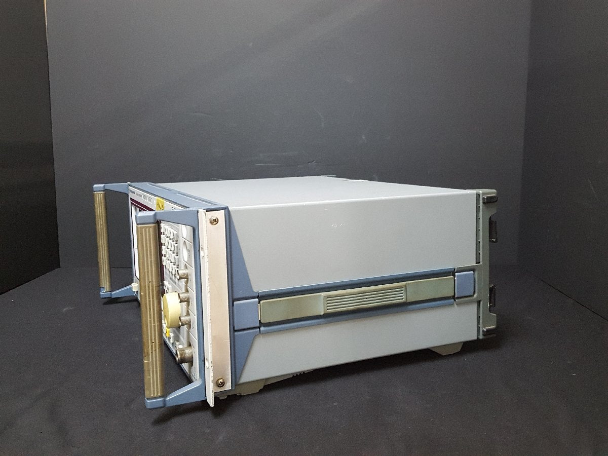 Rohde & Schwarz SMT06 Signal Generator 5kHz-6GHz [n1152358771]