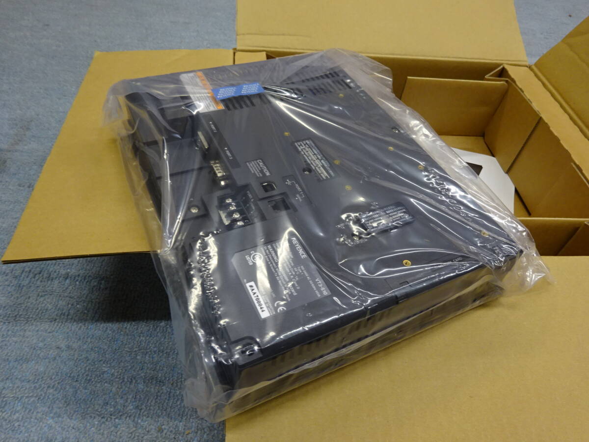 Keyence VT3-S10 Touch Panel Graphic Monitor [f1155712901]