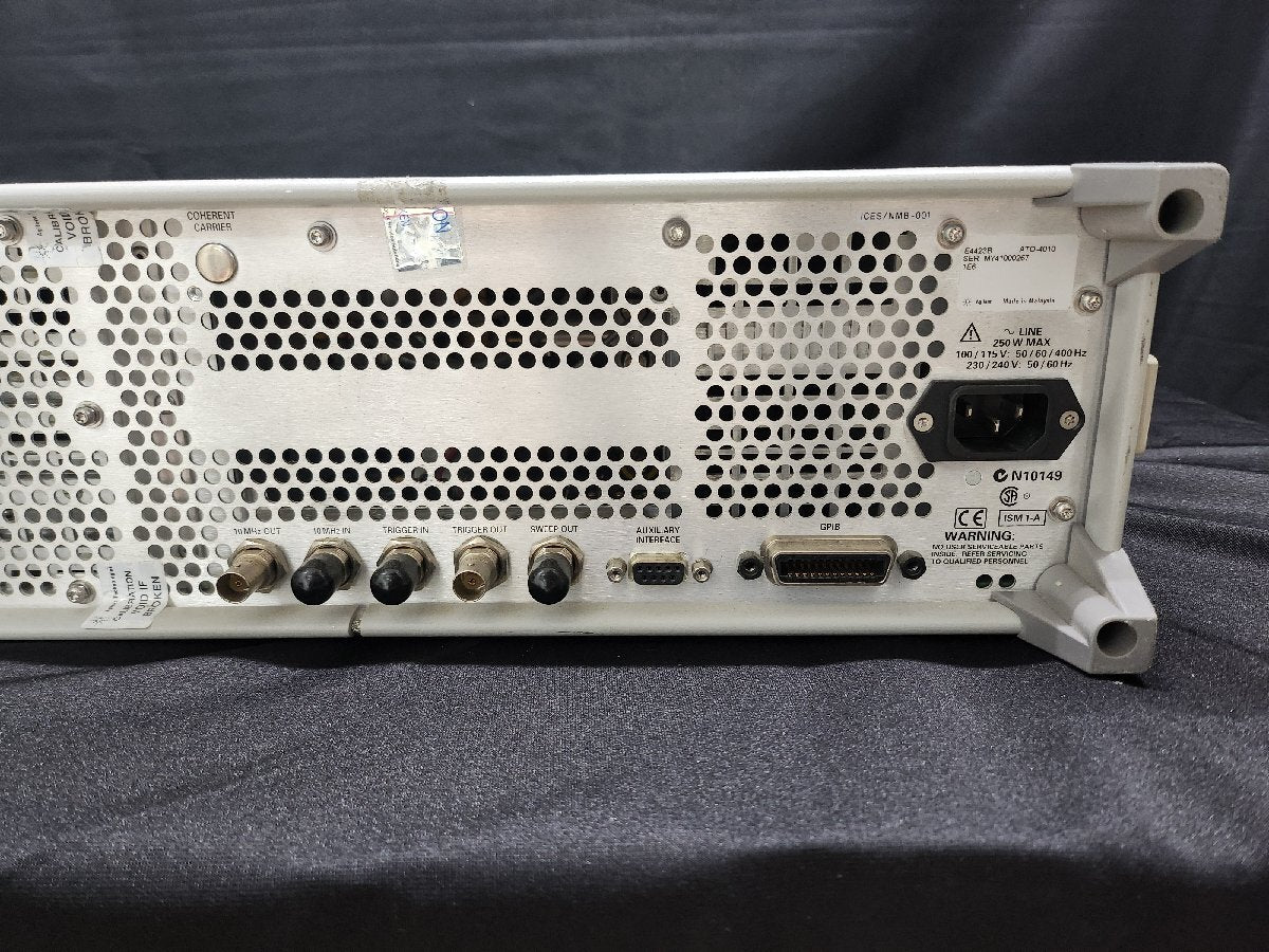 Agilent E4423B Analog RF Signal Generator 250kHz-1GHz [w1157195160]