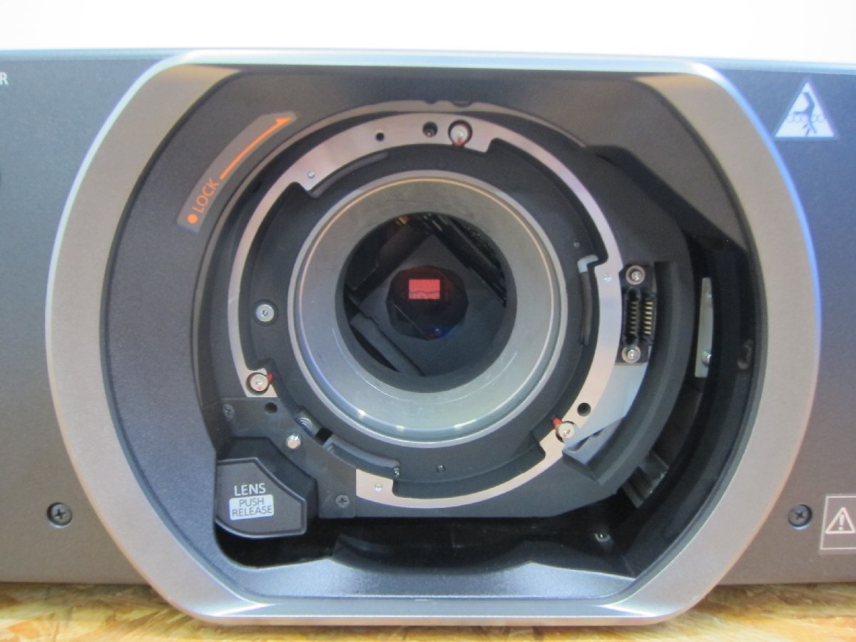 Panasonic PT-DW8300 3-Chip DLP Projector 9600lm [l1157316167]