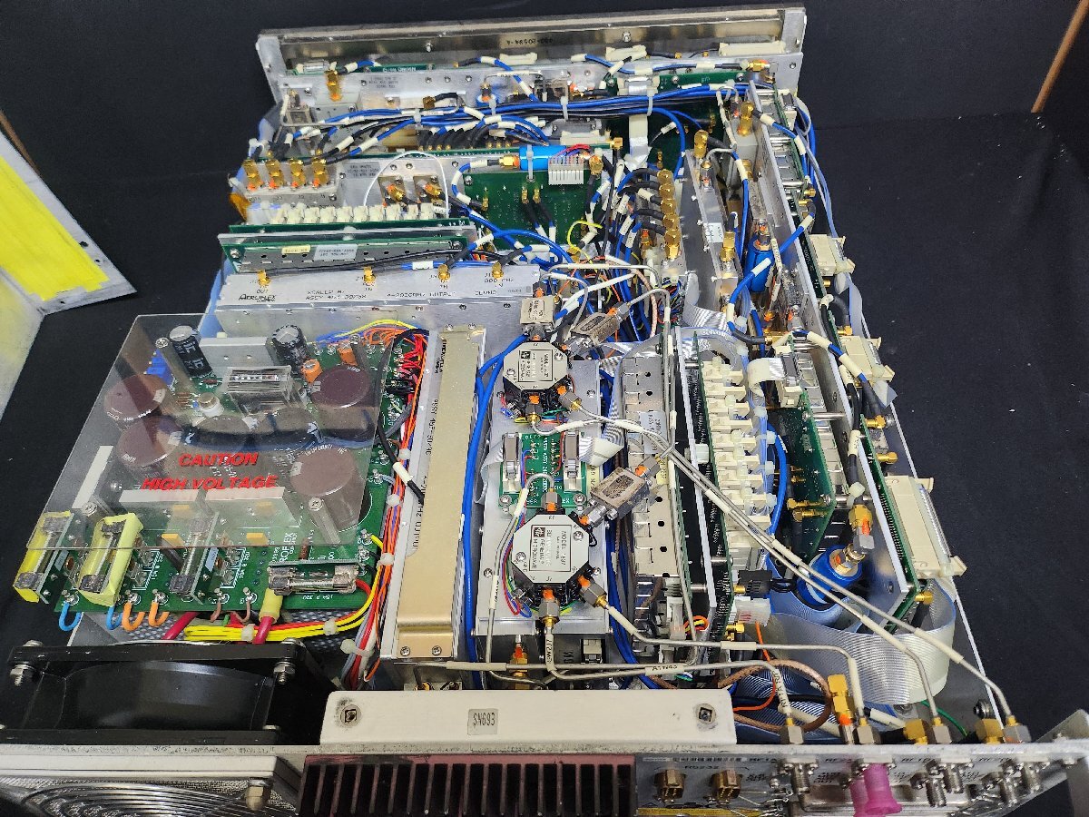 Aeroflex FS1000 Frequency Synthesizer 4.5MHz-6.01GHz [u1157813939]