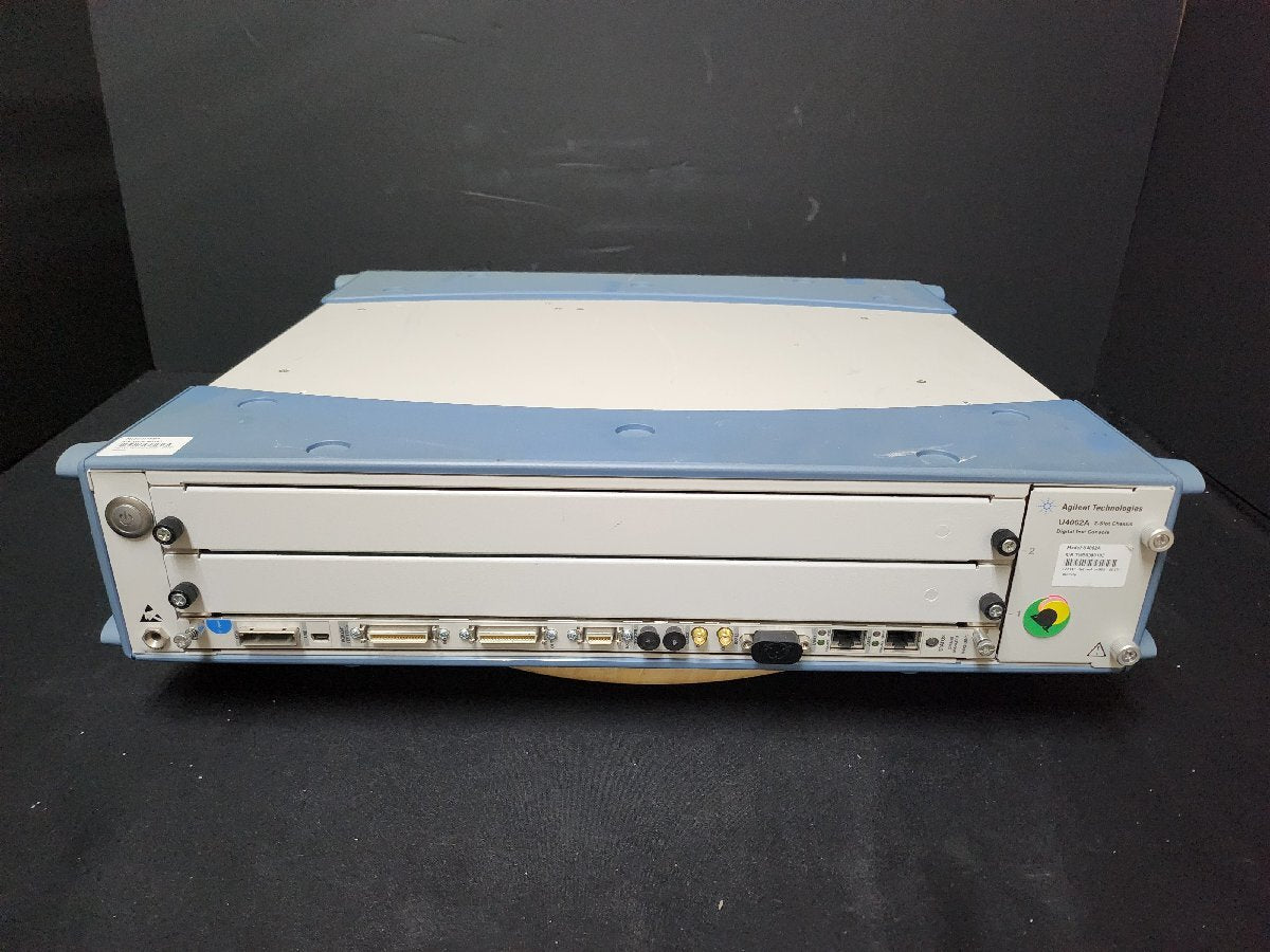 Agilent U4002A Digital Test Console 2-Slot AMP Modular Chassis [s1157960660]