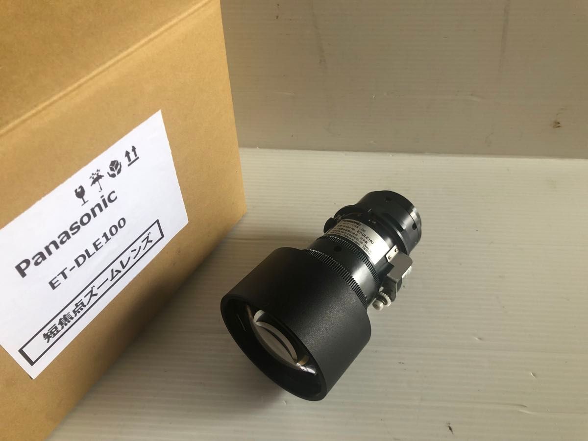Panasonic ET-DLE100 Short Throw Zoom Lens [z370458270]